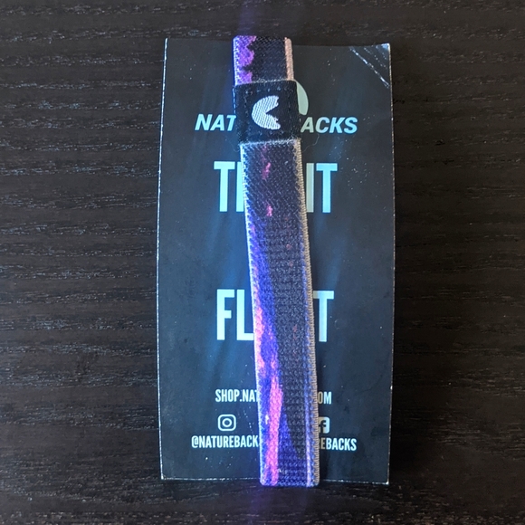 Nature Backs Flip Trip bracelet - Lake Louise - Picture 4 of 4